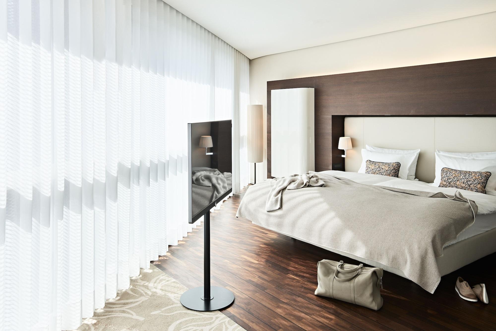 Hotel Side Design 5*