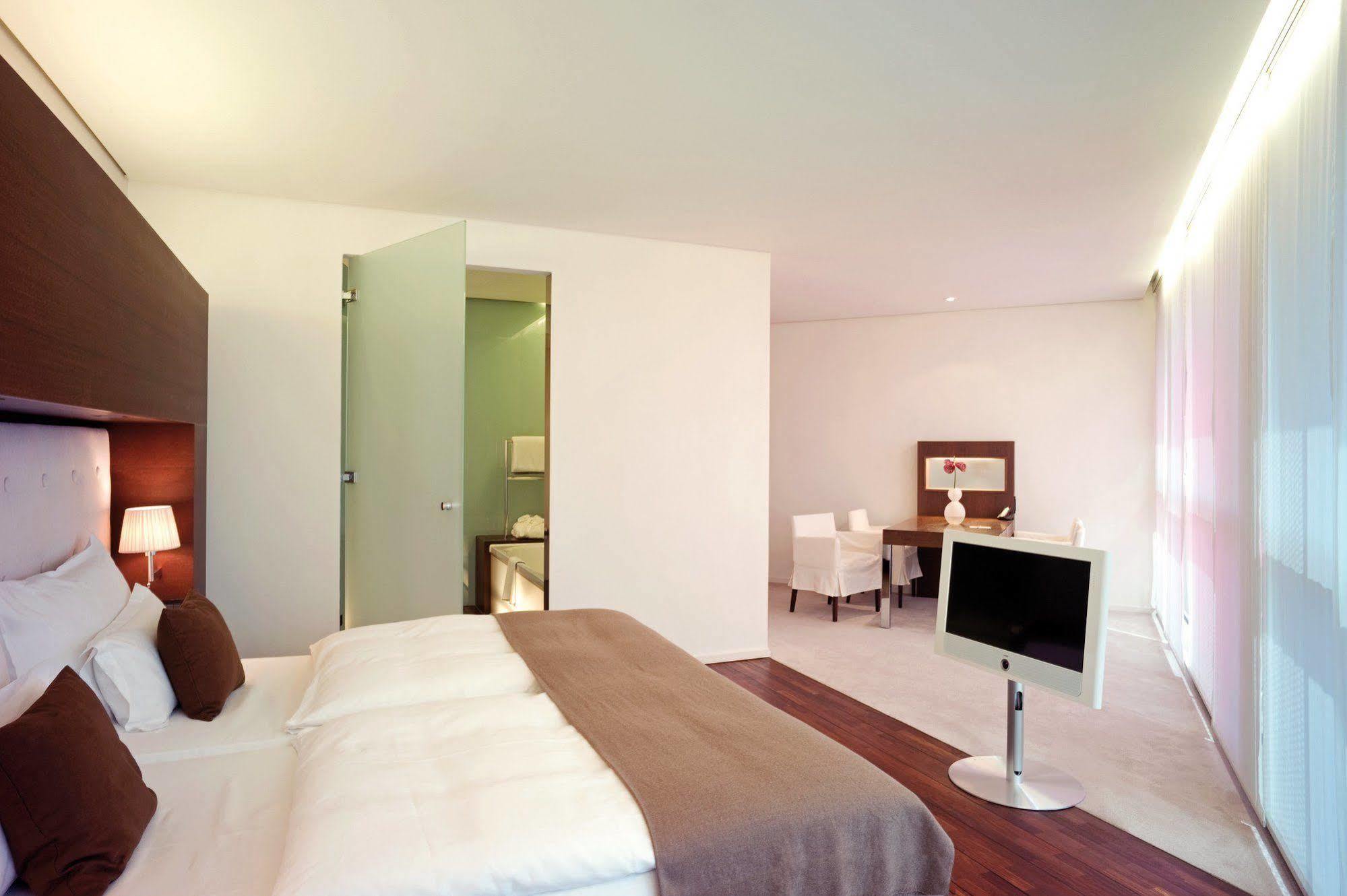 Hotel Side Design 5*